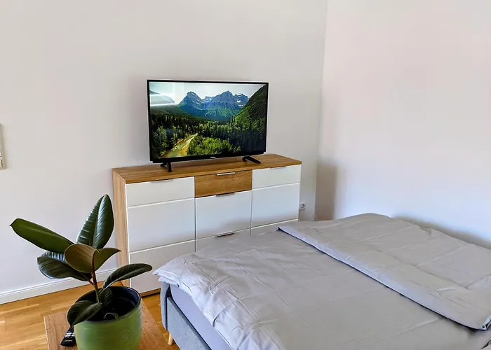 شقة Modernes Naehe Ber, Tesla Und Seen *